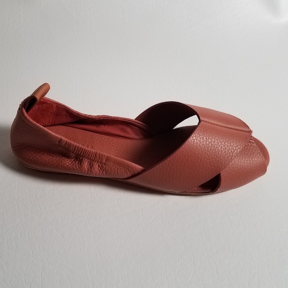 Mercedes Castillo Leather Sandals - Picture 2 of 8